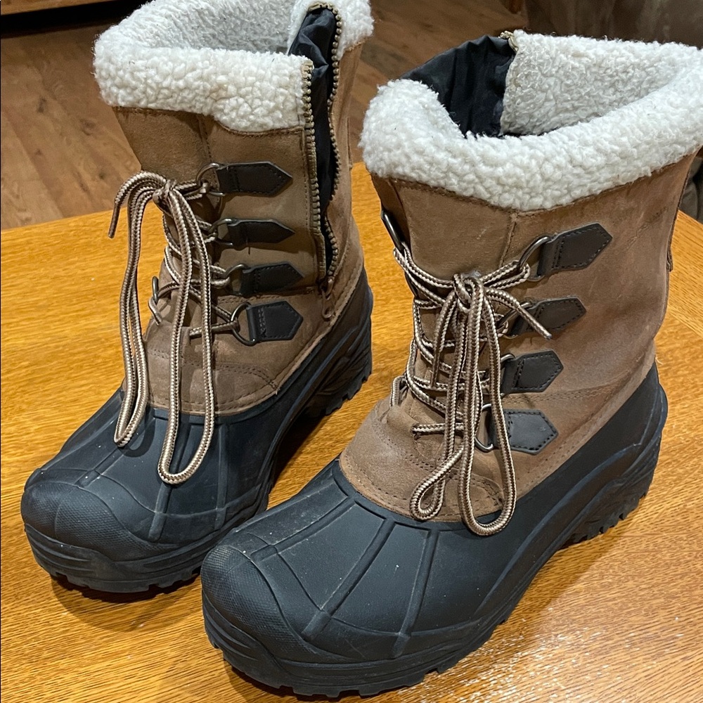 Redwing Thinsulate Black Winter Boots with Cream Lining